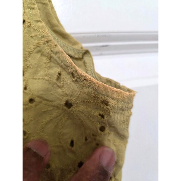 Together Yellow Eyelet Button-Front Sleeveless Crop Top Size 2 100% Cotton Women - Picture 5 of 7